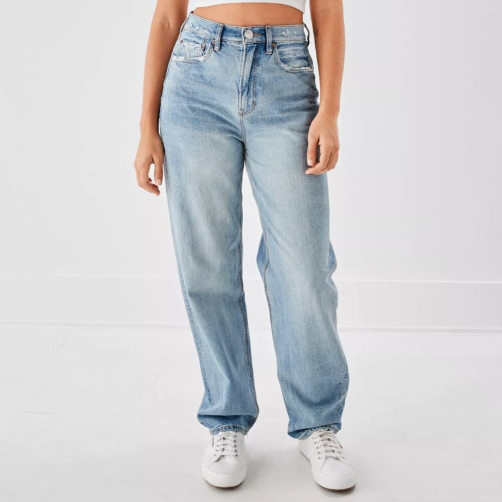 American Eagle High Waisted Baggy Straight Jeans